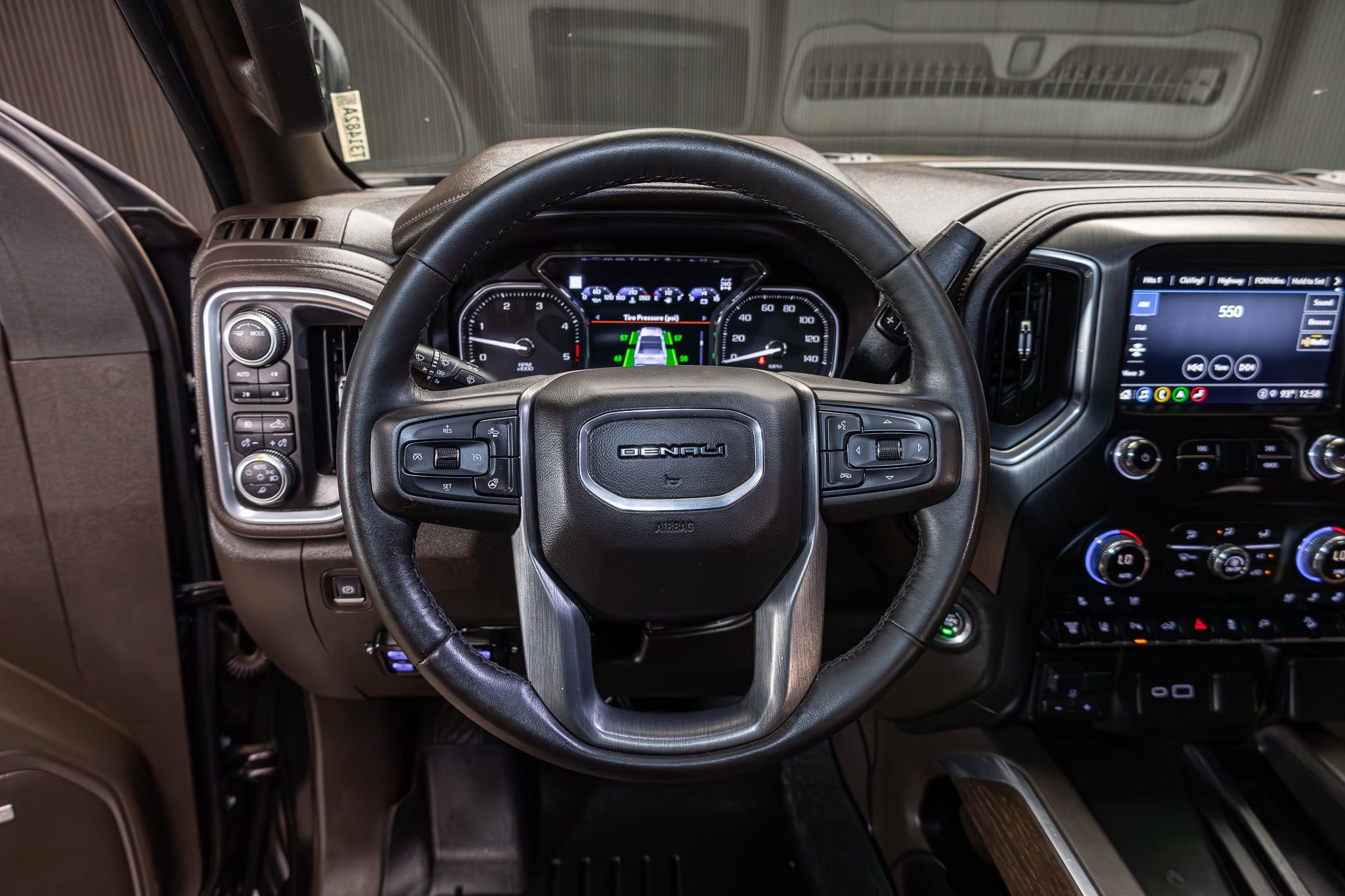 Used 2021 GMC Sierra 2500 Denali w/ Denali Ultimate Package AWD/4WD image 13