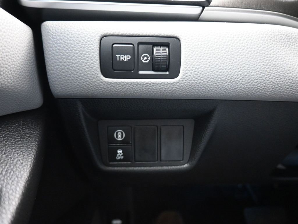 Used 2018 Honda Accord LX image 27