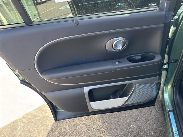 New 2026 Hyundai Ioniq 9 Calligraphy image 17