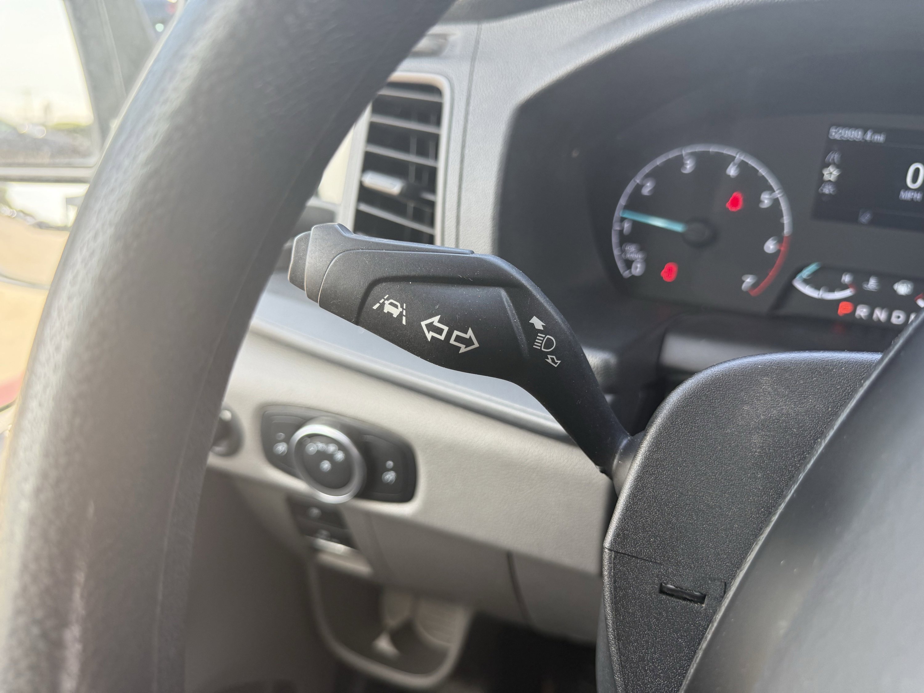 Used 2023 Ford Transit 350 XL image 31