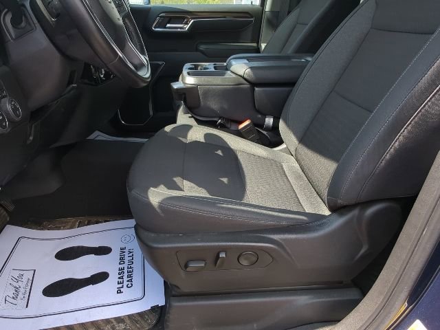 Used 2022 Chevrolet Silverado 1500 LT AWD/4WD image 9