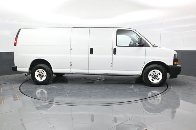 Used 2021 GMC Savana 2500 Extended RWD image 8