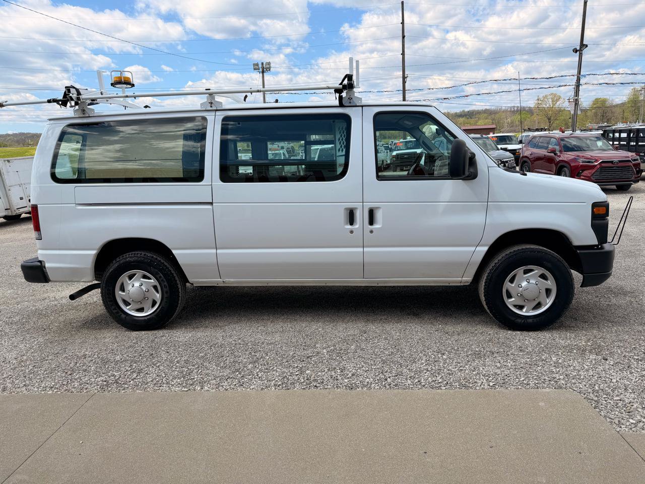 Used 2012 Ford E-250 and Econoline 250 w/ Insulation Pkg RWD image 2