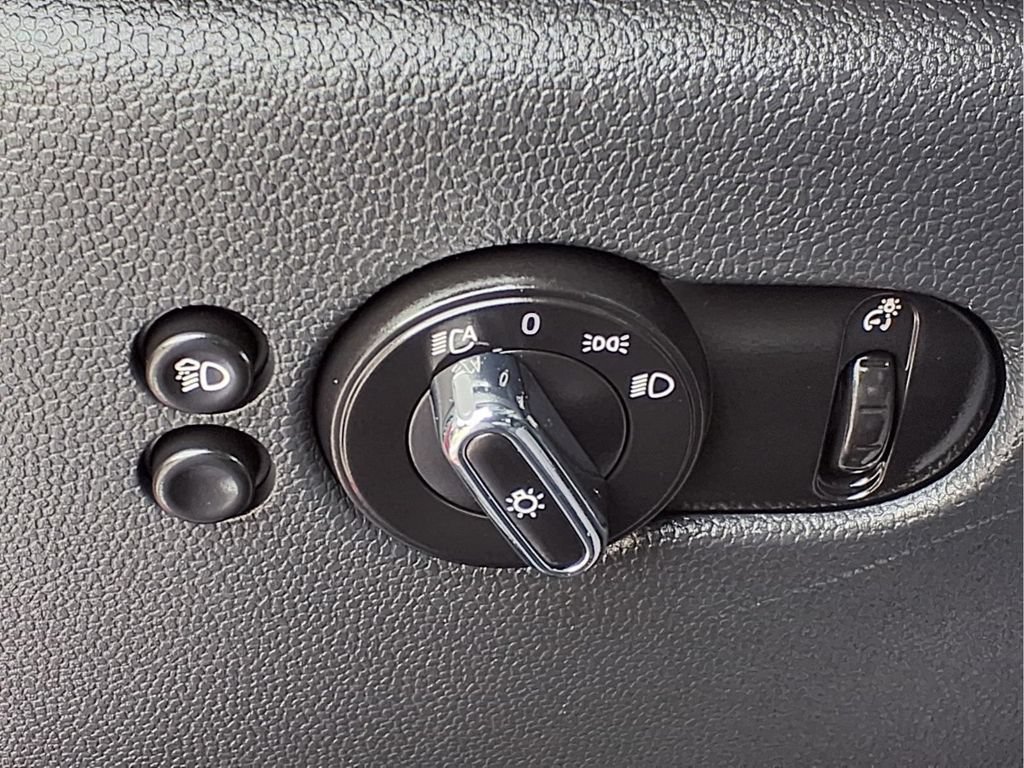Used 2022 MINI Cooper S FWD image 14