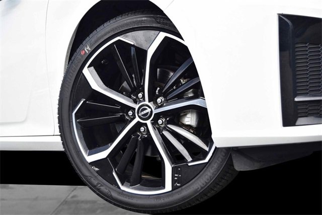 Used 2024 Nissan Altima 2.5 SR image 3