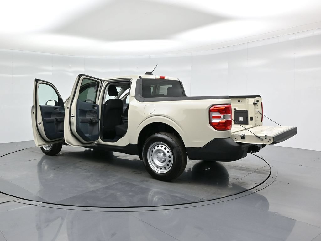 New 2025 Ford Maverick XL FWD image 29