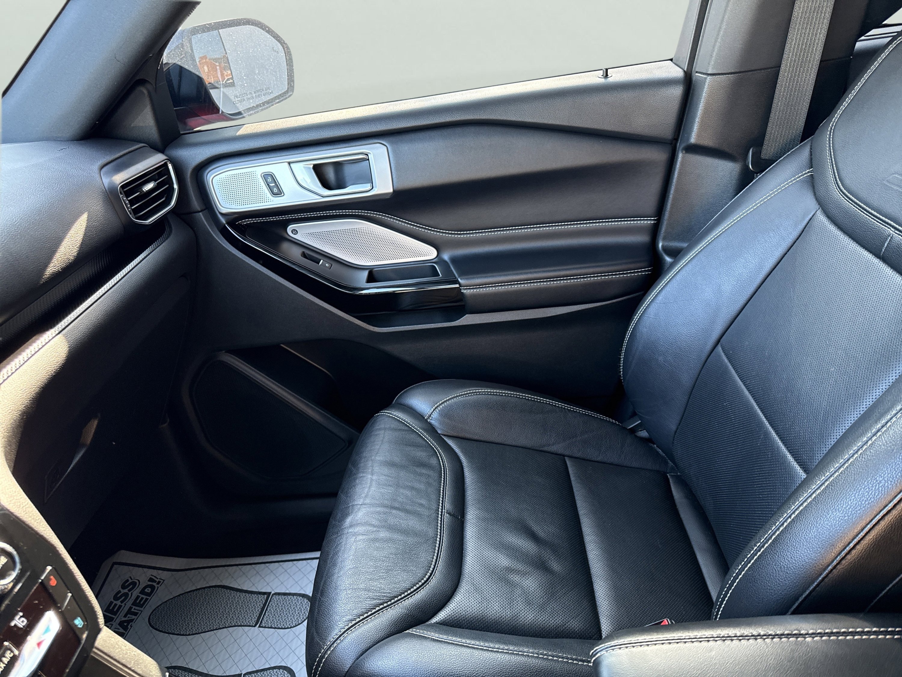 Used 2021 Ford Explorer ST w/ Equipment Group 401A image 25