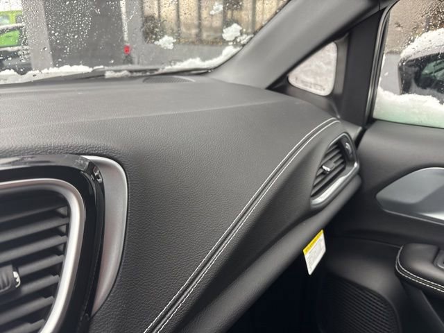 New 2026 Chrysler Pacifica Limited w/ S Appearance Package image 25