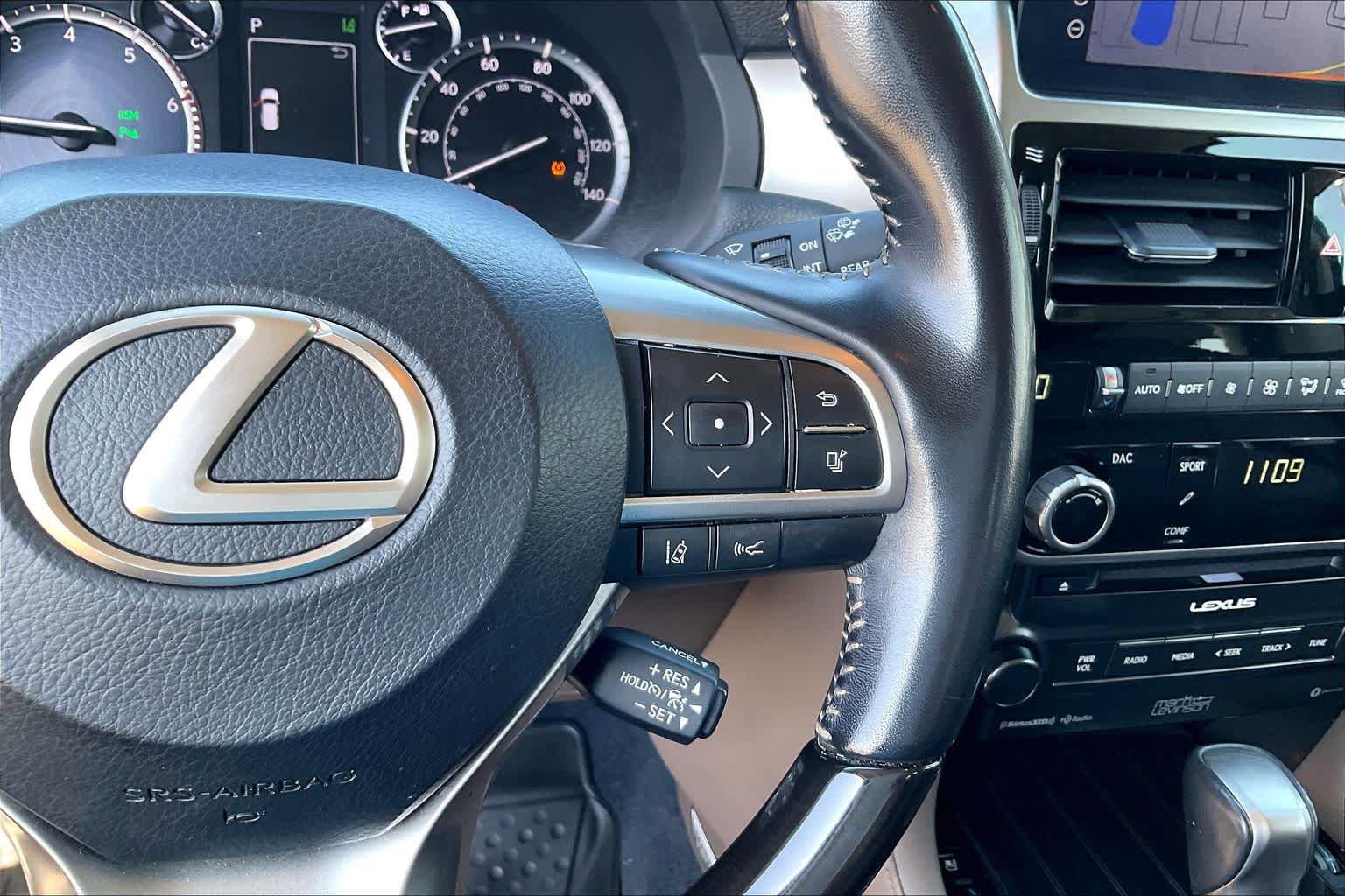 Used 2023 Lexus GX 460 Luxury w/ Accessory Package AWD/4WD image 24