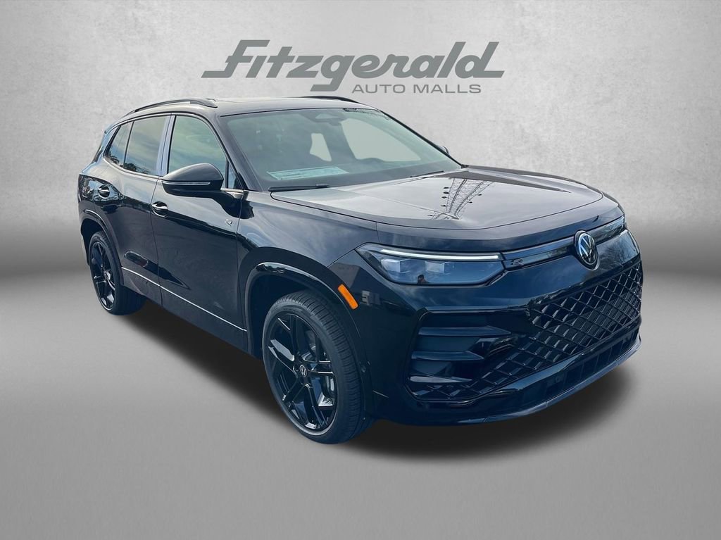 New 2026 Volkswagen Tiguan SE R-Line image 1