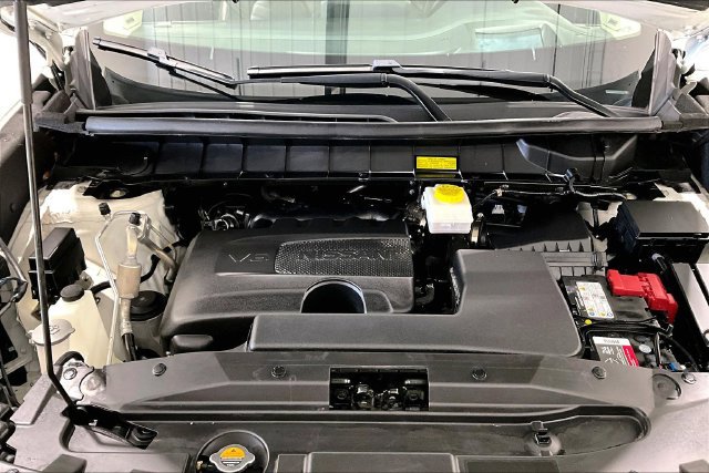 Used 2023 Nissan Pathfinder Platinum AWD/4WD image 37