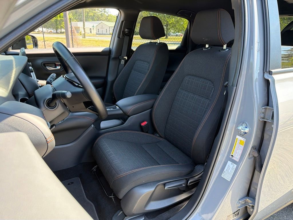 Certified 2025 Honda HR-V Sport image 18