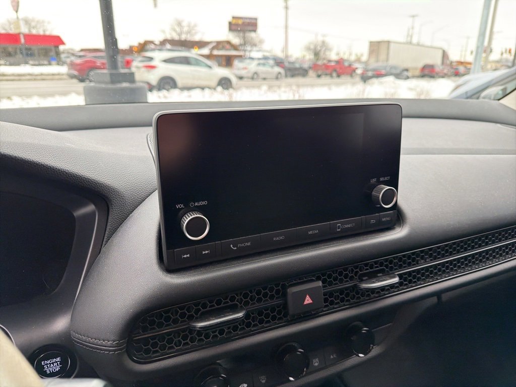 Used 2023 Honda HR-V LX image 10