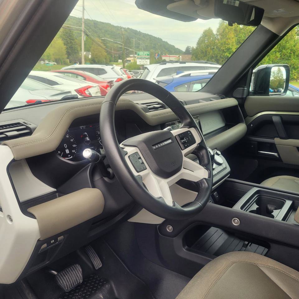 Used 2020 Land Rover Defender 110 S AWD/4WD image 13