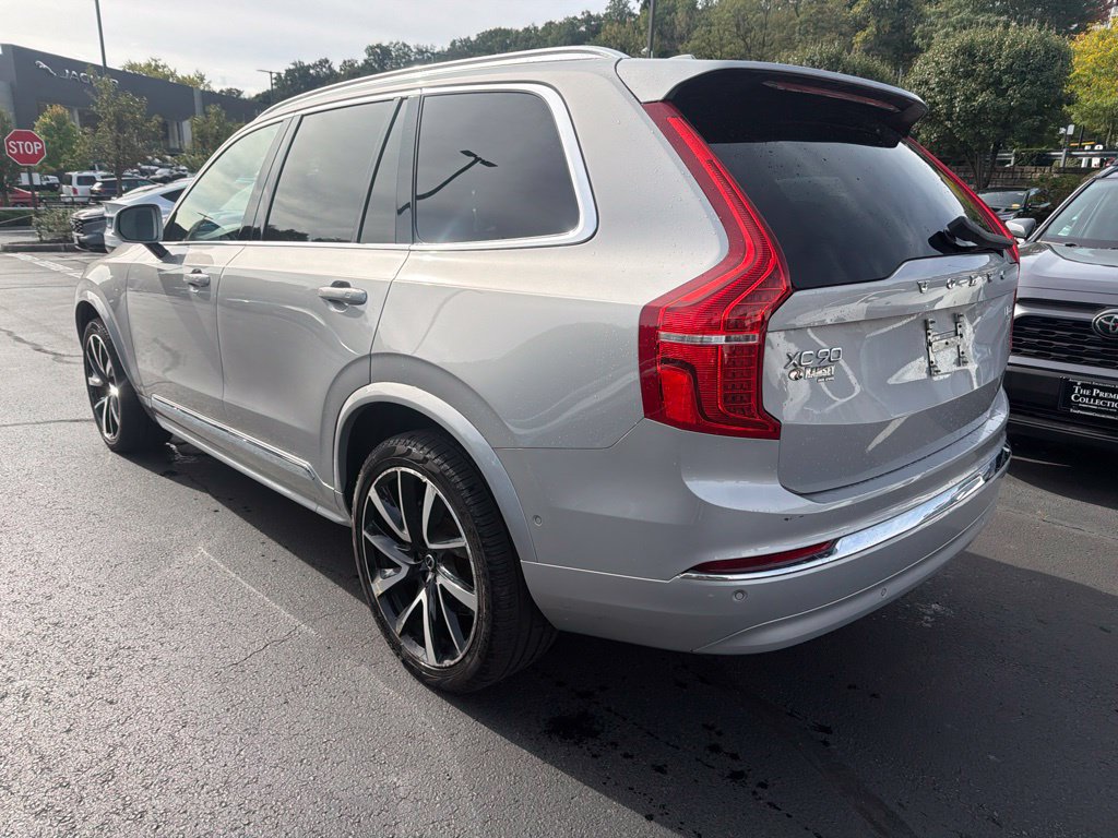 Certified 2023 Volvo XC90 B6 Plus AWD/4WD image 2