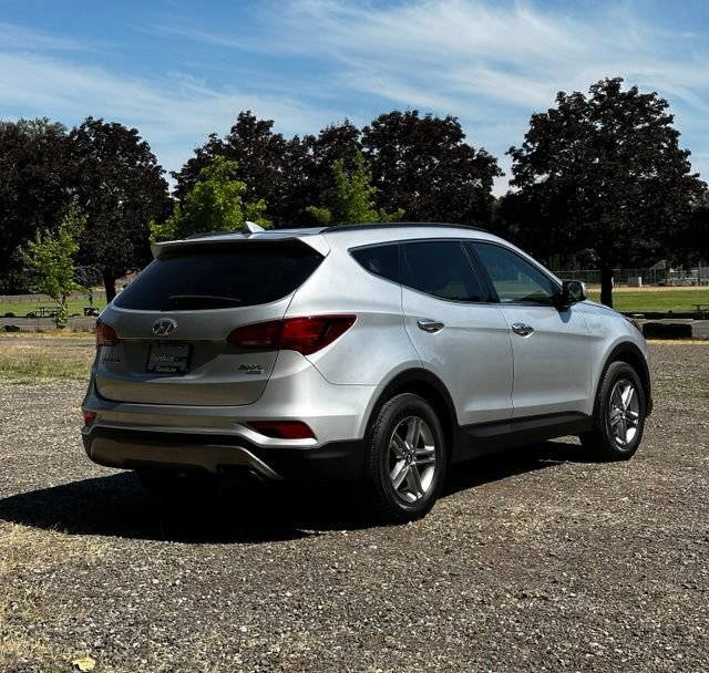 Used 2018 Hyundai Santa Fe Sport w/ 2.4L Value Package 02 AWD/4WD image 9