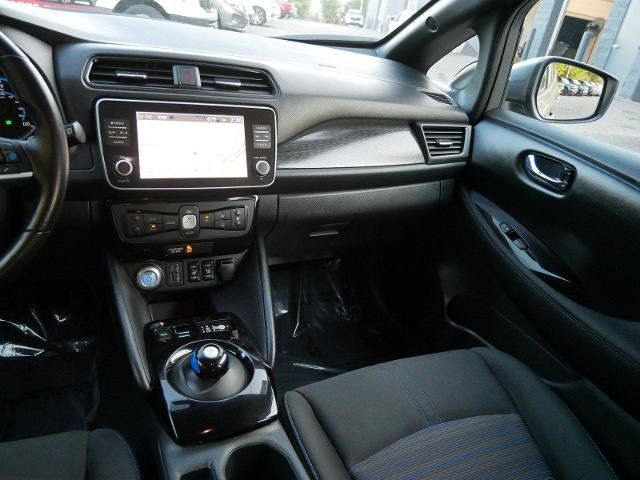 Certified 2025 Nissan Leaf SV Plus FWD image 15