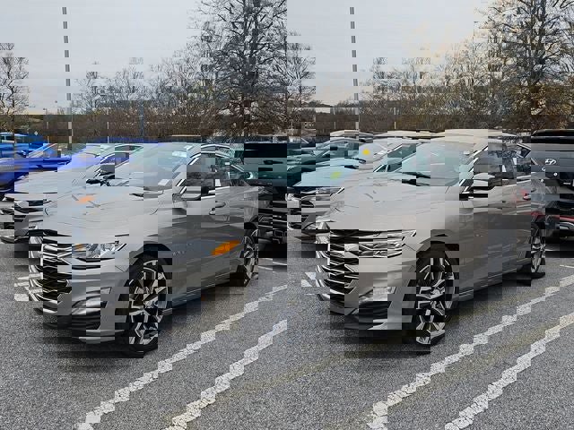 Used 2024 Chevrolet Malibu LT image 4