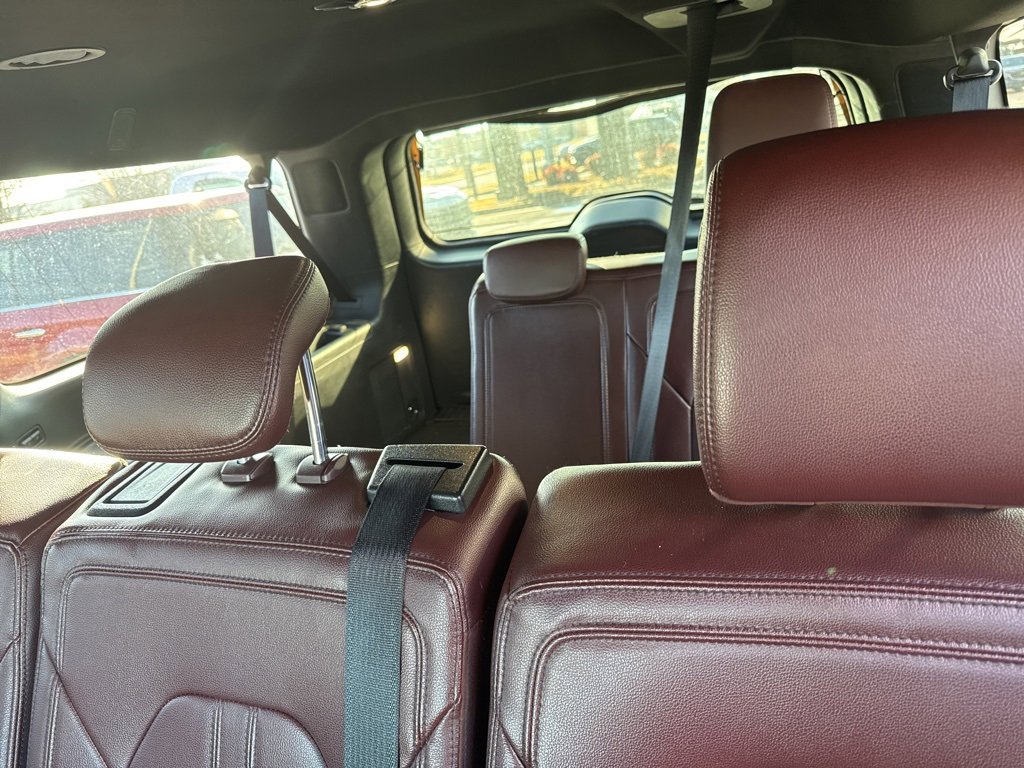 Used 2023 Ford Expedition Max Limited image 11