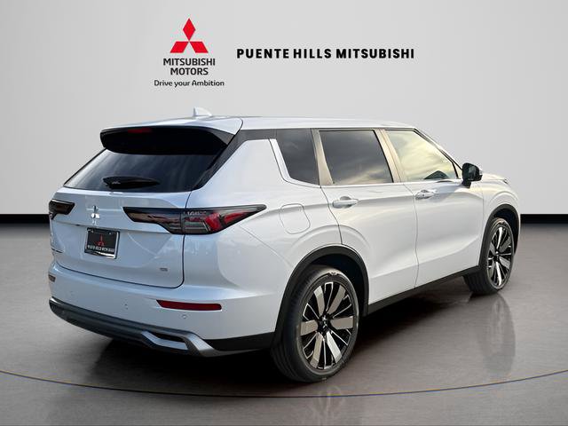 New 2026 Mitsubishi Outlander SE FWD image 5
