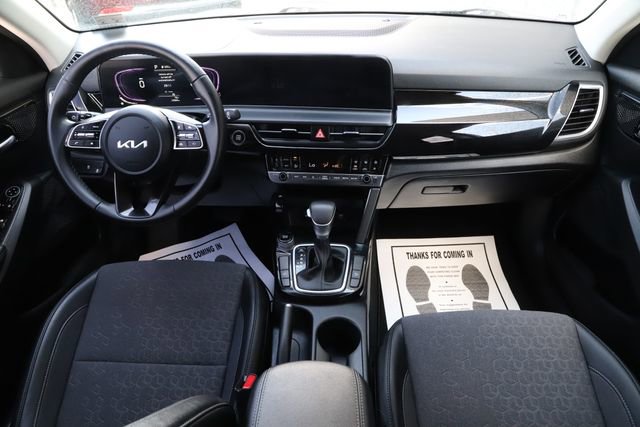 Used 2025 Kia Seltos S FWD image 20