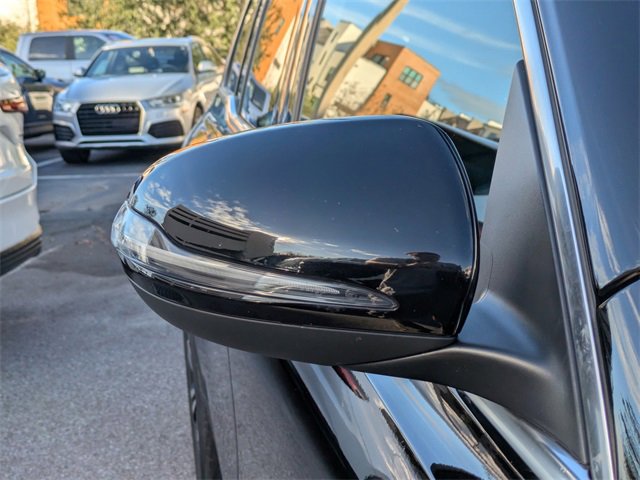 Used 2025 Mercedes-Benz GLB 250 image 10