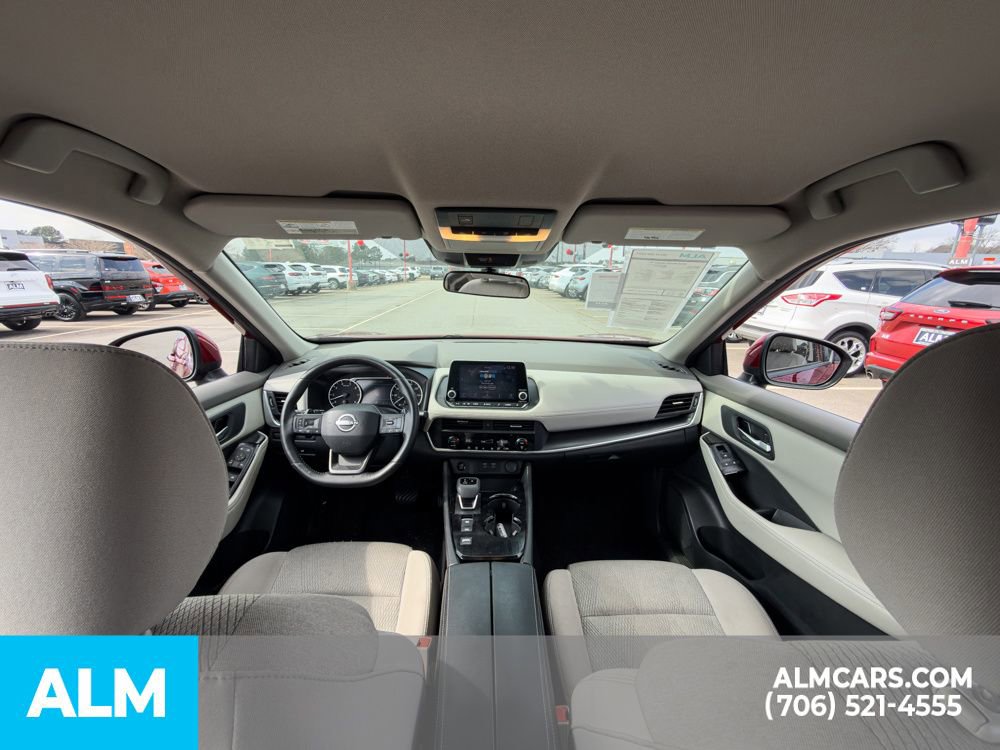 Used 2025 Nissan Rogue SV image 20