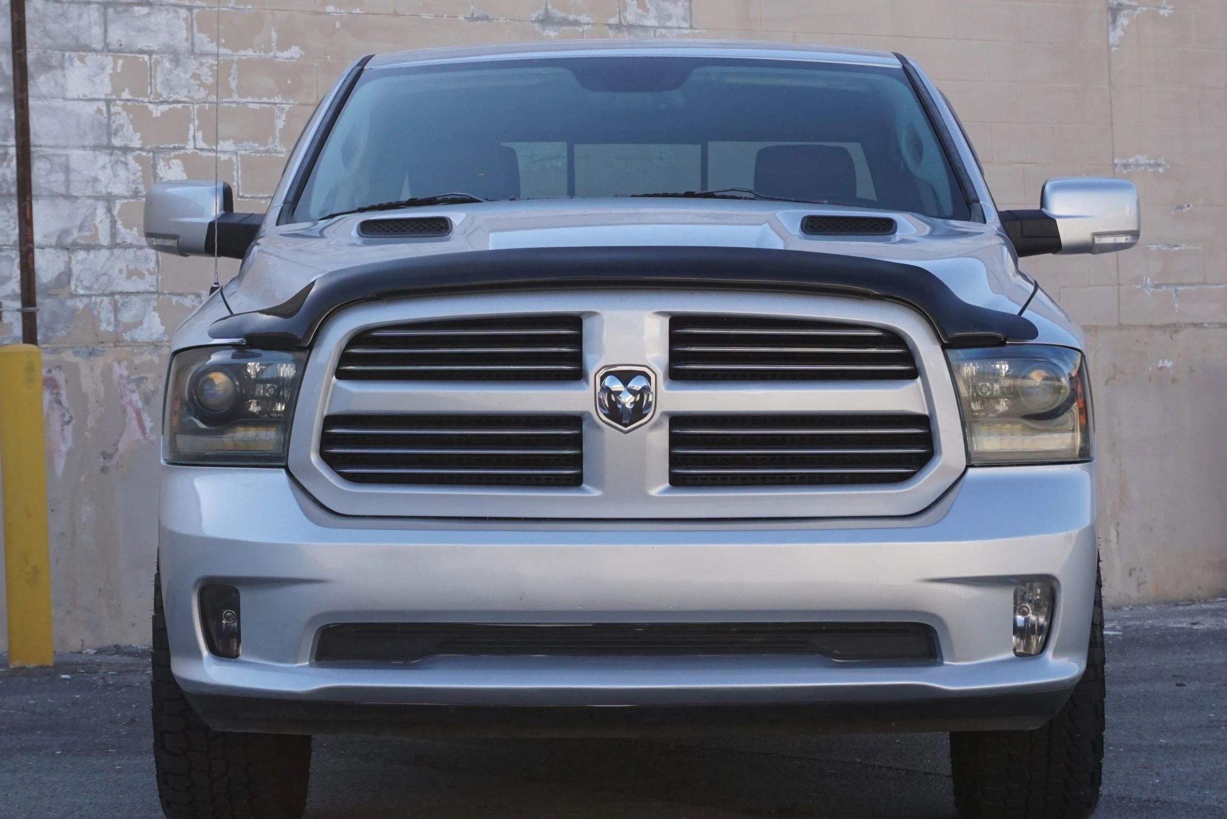 Used 2015 RAM 1500 Sport w/ Remote Start & Security Group AWD/4WD image 2