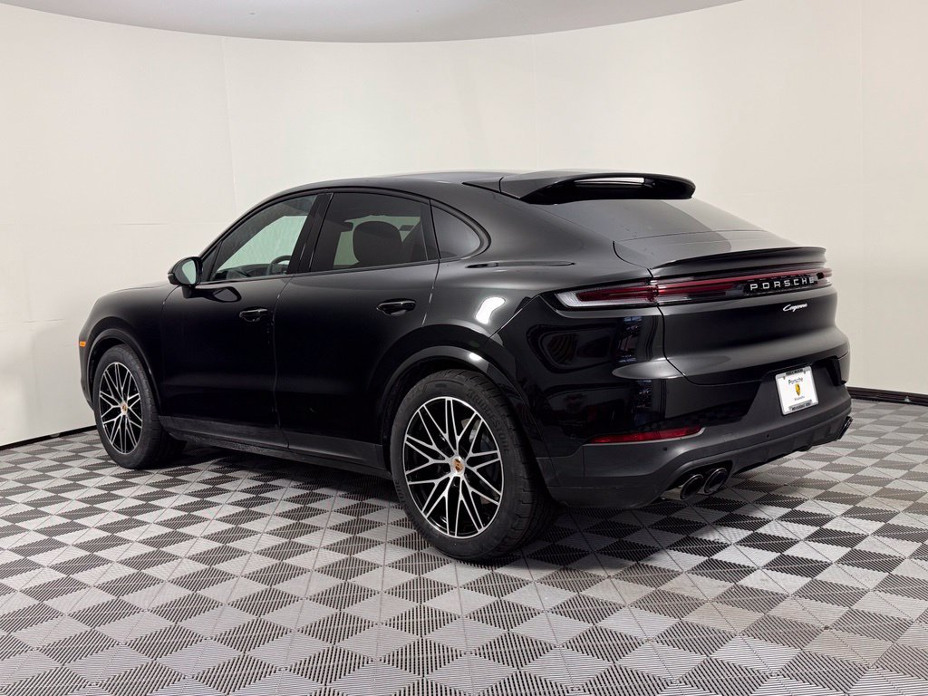 New 2026 Porsche Cayenne Coupe AWD/4WD image 3