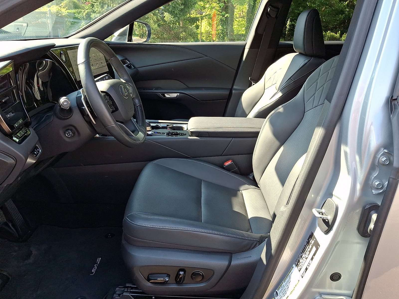 Certified 2023 Lexus RX 350 Premium w/ Cold Area Package AWD/4WD image 14