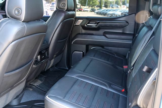 Used 2023 GMC Sierra 1500 AT4X AWD/4WD image 17