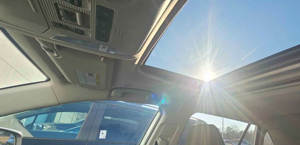 Used 2023 Toyota RAV4 XLE w/ Convenience Package image 9