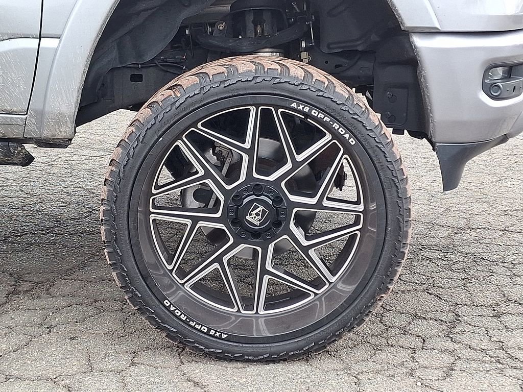 Used 2022 RAM 1500 Limited image 11