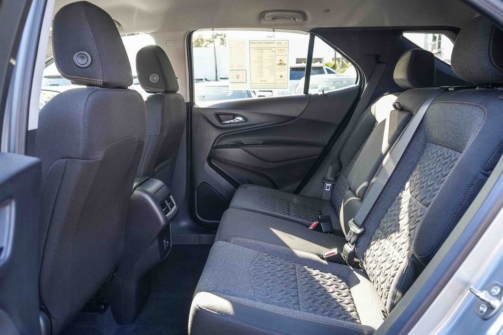 Used 2024 Chevrolet Equinox LT FWD image 18