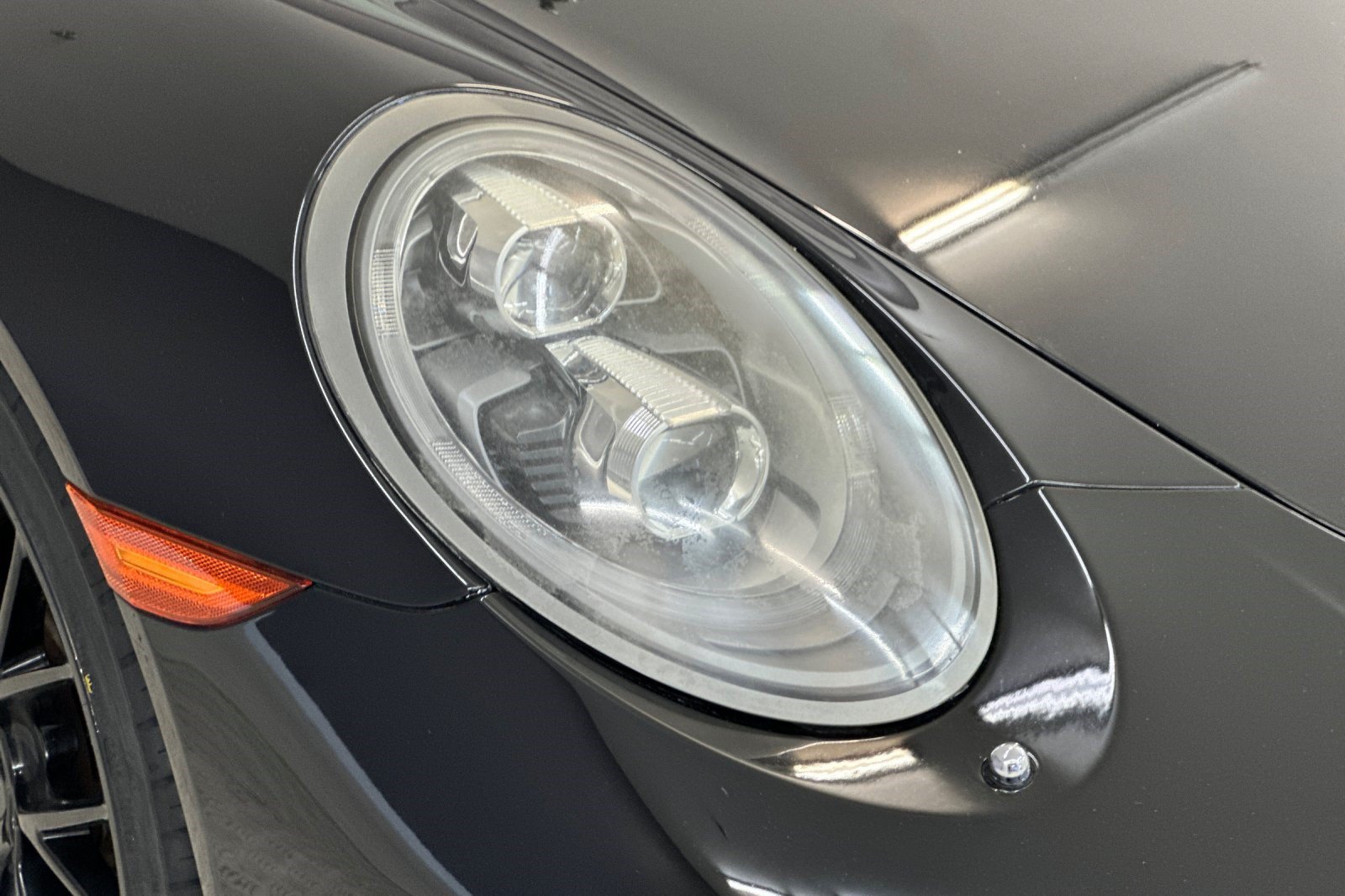 Used 2017 Porsche 911 Carrera RWD image 12