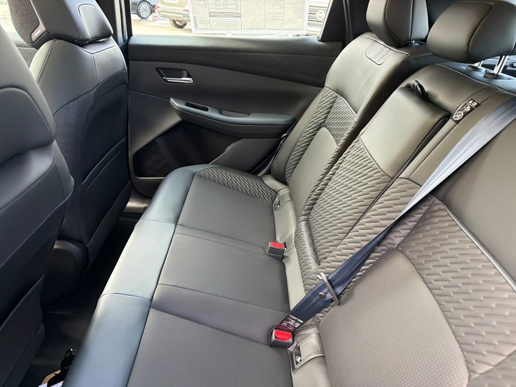 New 2026 Nissan Leaf Platinum+ w/ Cargo Package (Platinum+) image 30