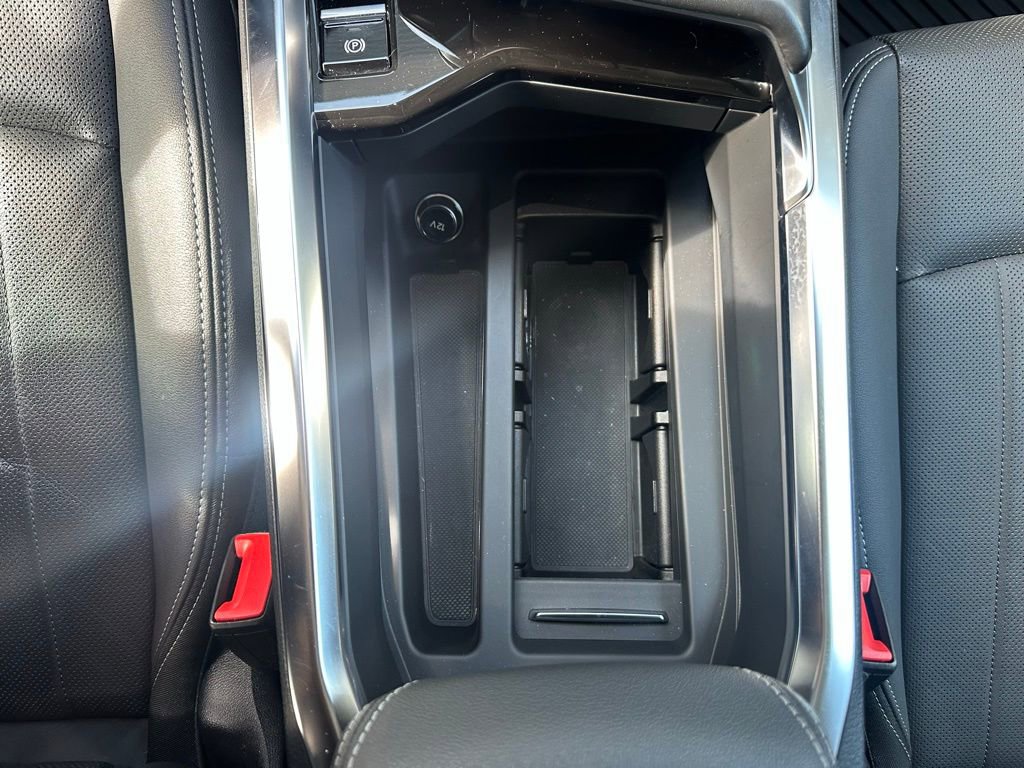 Used 2022 Audi e-tron Premium Plus w/ Premium Plus Package image 29