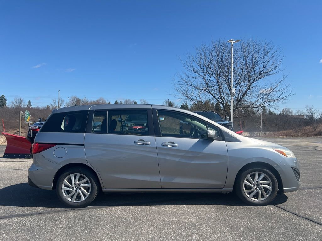 Used 2014 MAZDA MAZDA5 Sport image 3