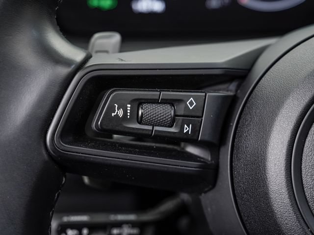 Certified 2024 Porsche Cayenne AWD/4WD image 15