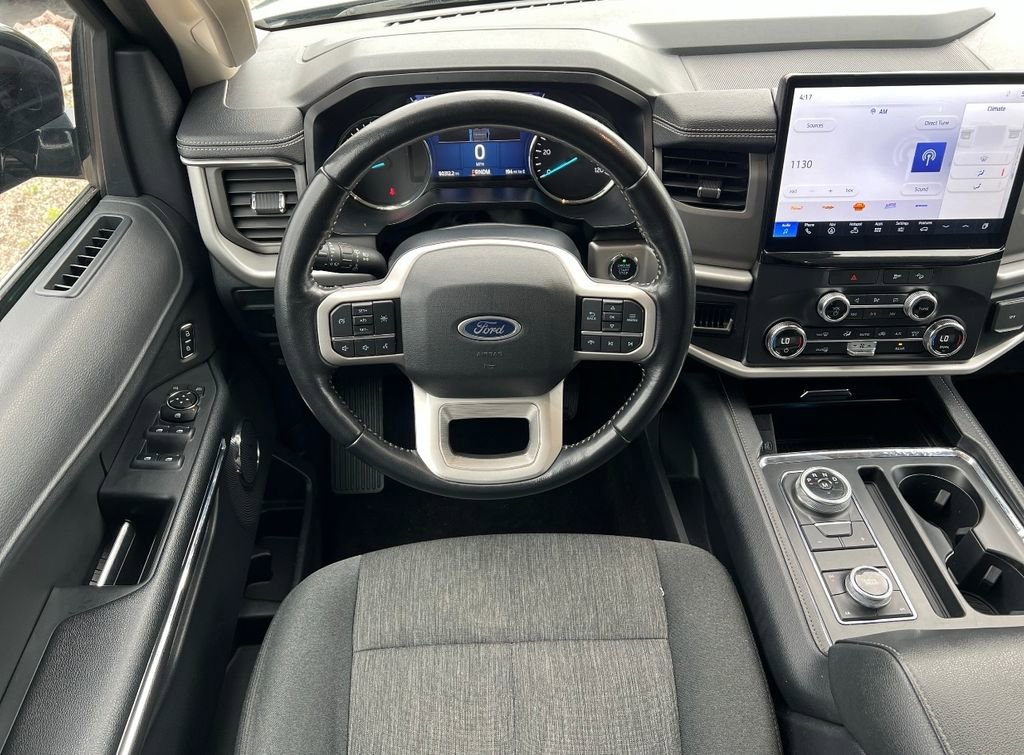 Used 2022 Ford Expedition XLT AWD/4WD image 25