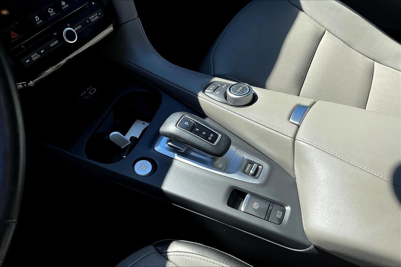 Used 2024 INFINITI QX50 Luxe FWD image 17