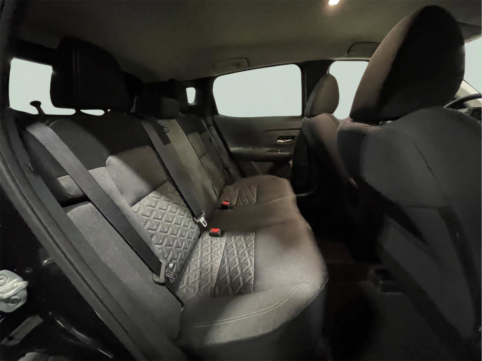 Used 2025 Nissan Kicks SV image 19