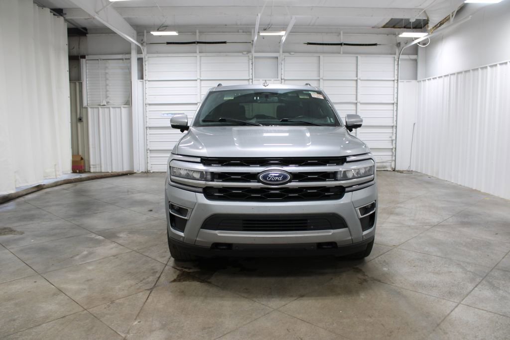 Used 2023 Ford Expedition Max Limited image 3