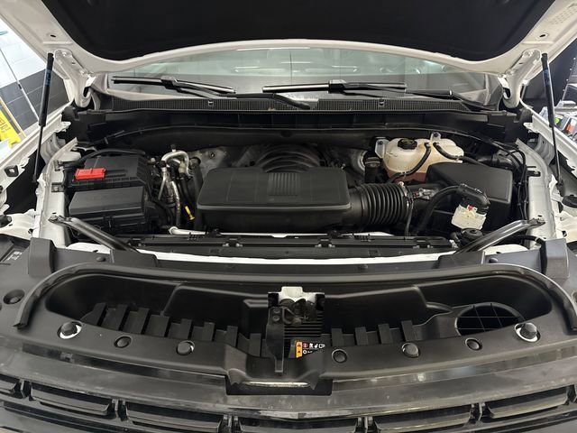 Certified 2024 Chevrolet Suburban RST image 30