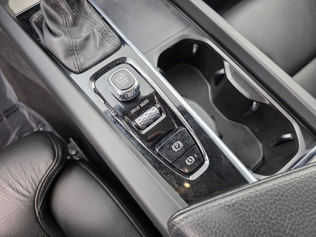 Used 2021 Volvo S60 T5 Inscription w/ Advanced Package image 23