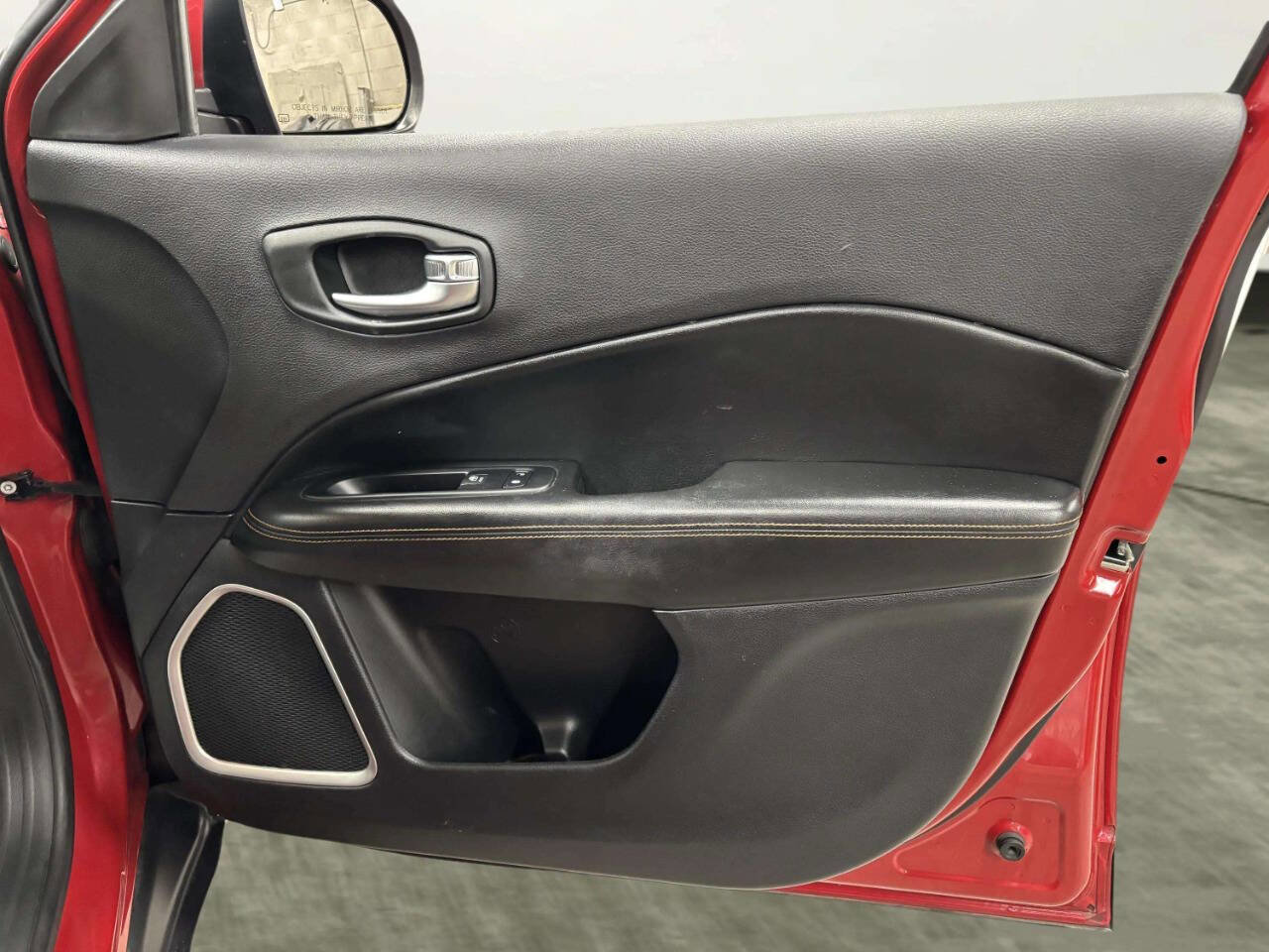 Used 2019 Jeep Compass Limited image 19