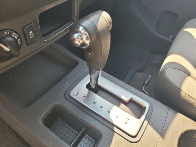 Used 2014 Nissan Xterra X AWD/4WD image 18