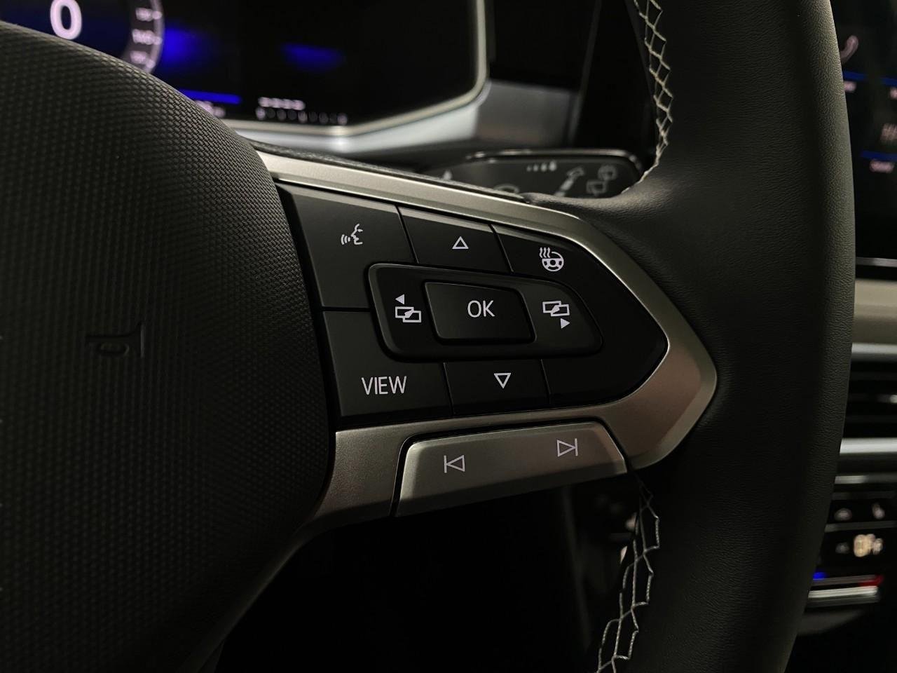 New 2026 Volkswagen Taos SE AWD/4WD image 45