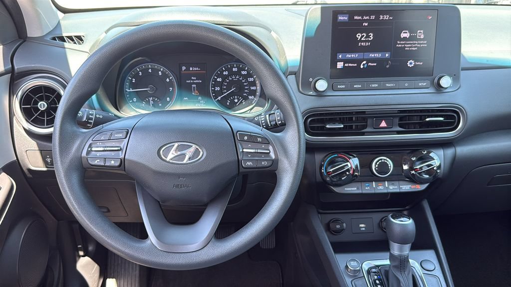 Used 2023 Hyundai Kona SEL FWD image 30