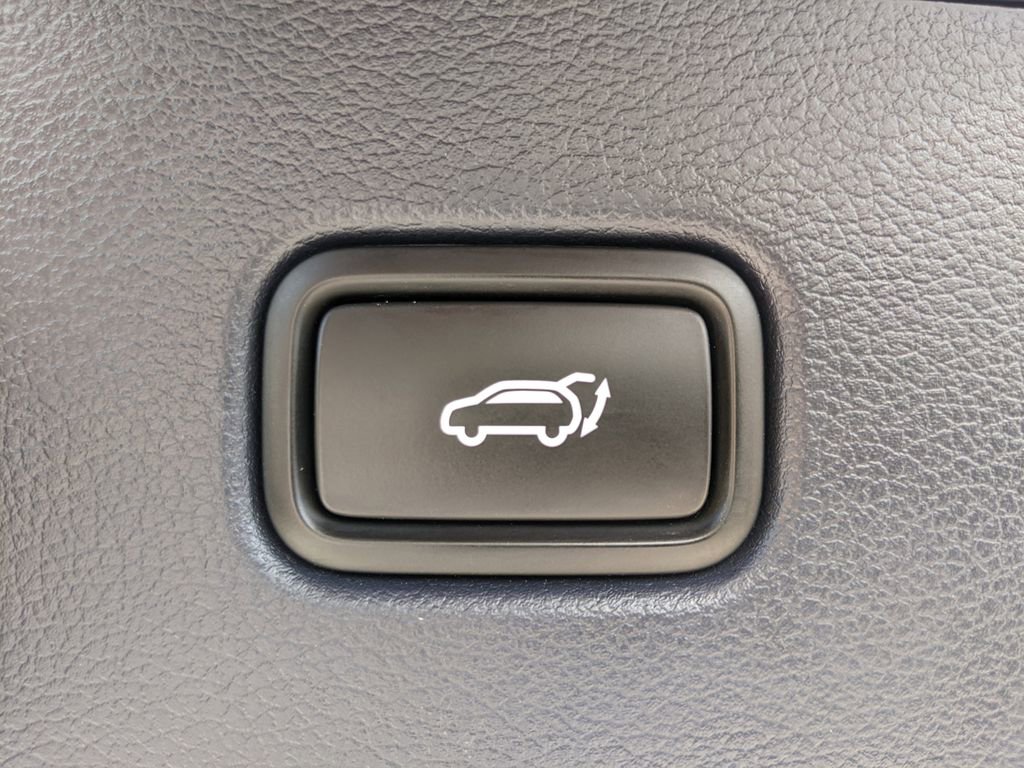 Used 2024 Hyundai Palisade Calligraphy image 11